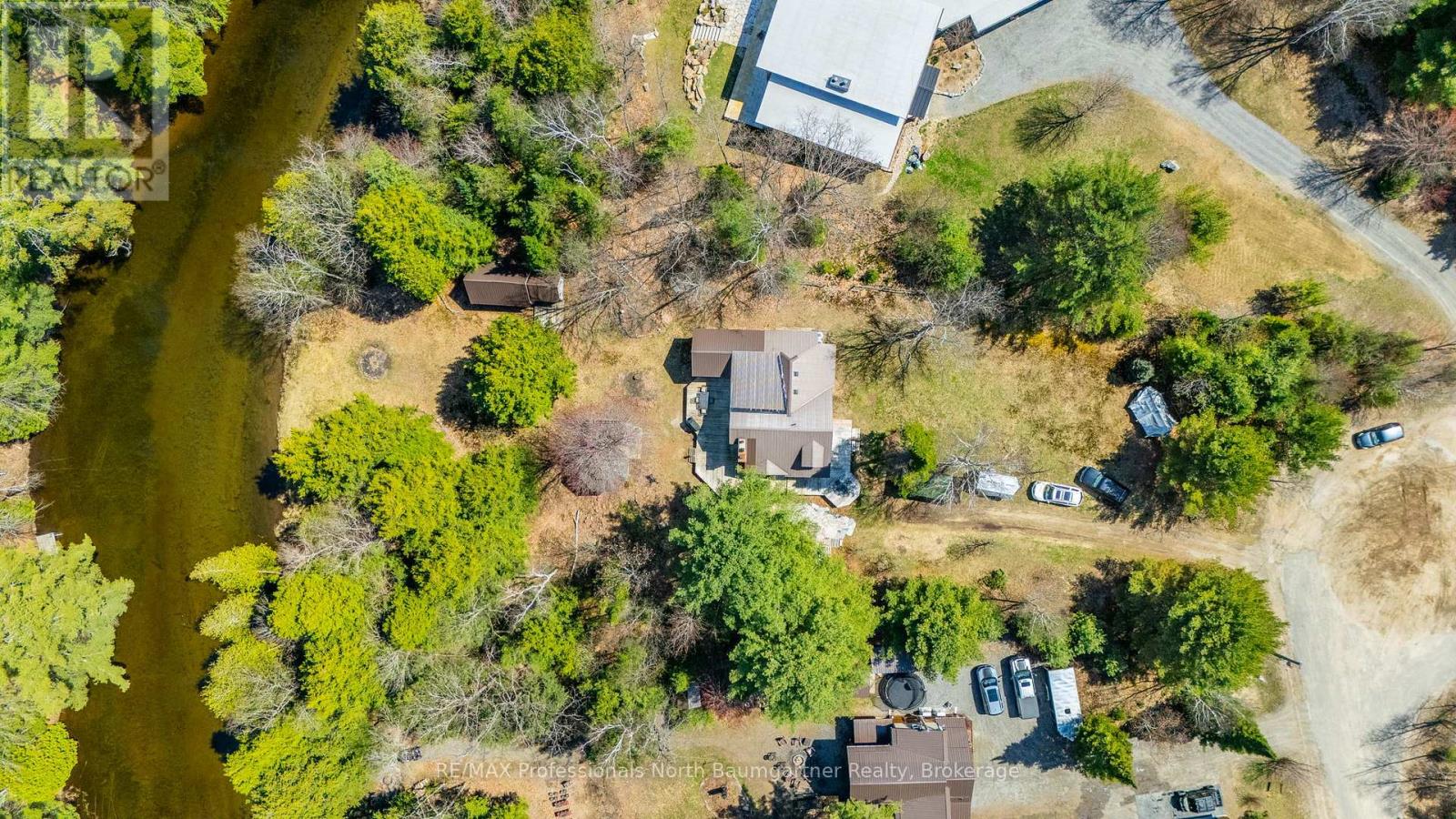 1065 CLOVERLEAF ROAD - 49