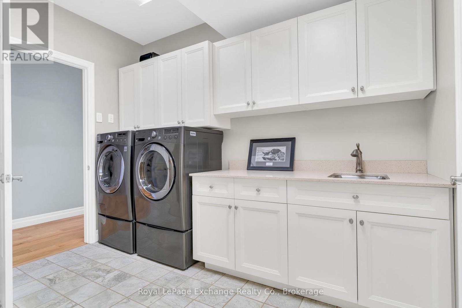 82 BELL DRIVE - Image 17