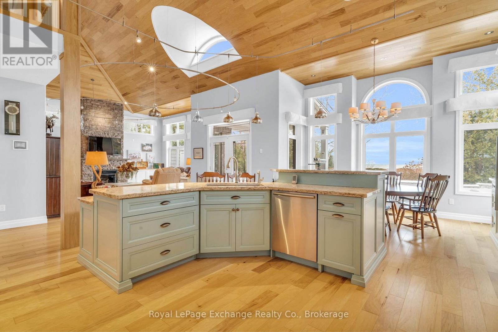82 BELL DRIVE - Image 31