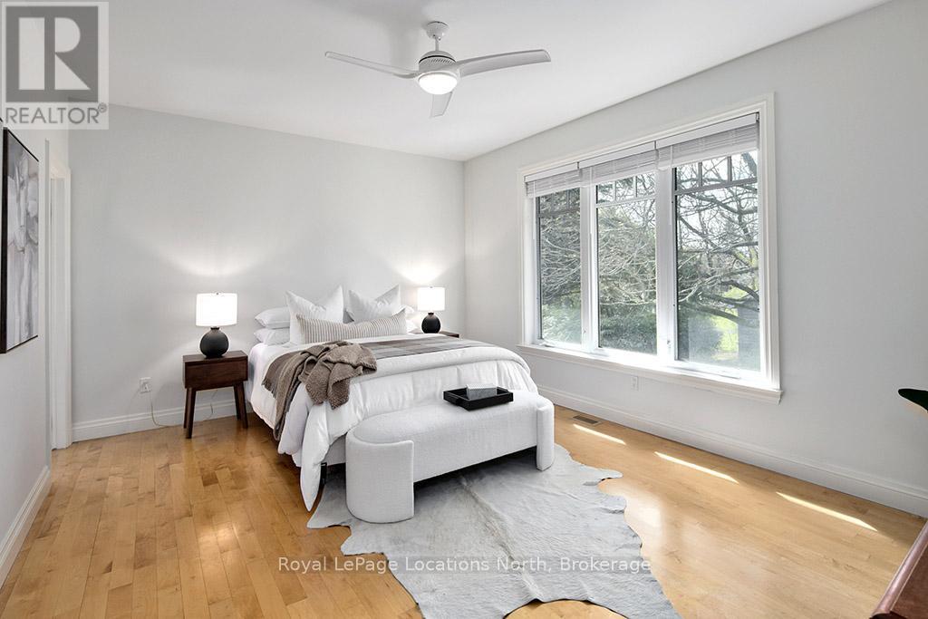138 RUSSELL STREET W - 11