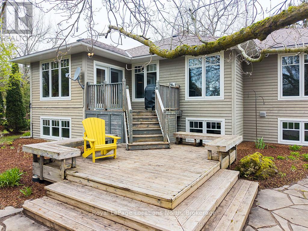 138 RUSSELL STREET W - 25