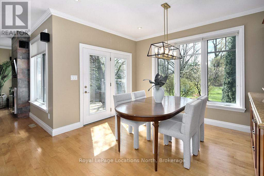 138 RUSSELL STREET W - 8