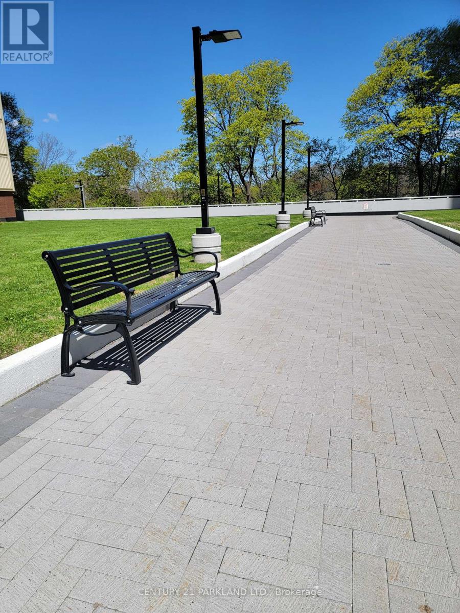##215 5 MASSEY SQUARE - 4
