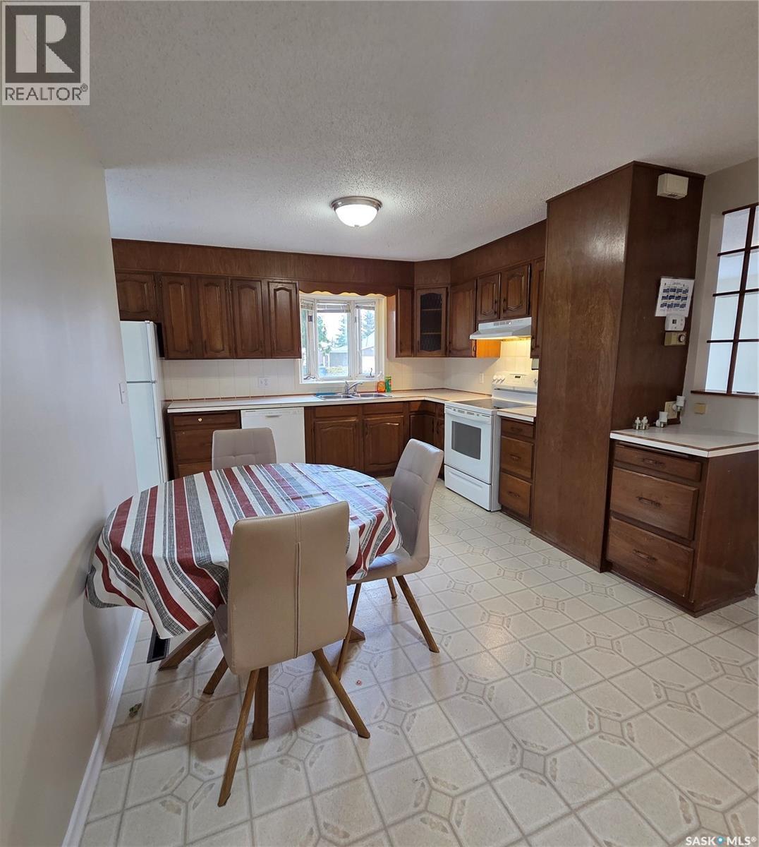 602 8th AVENUE W - 11