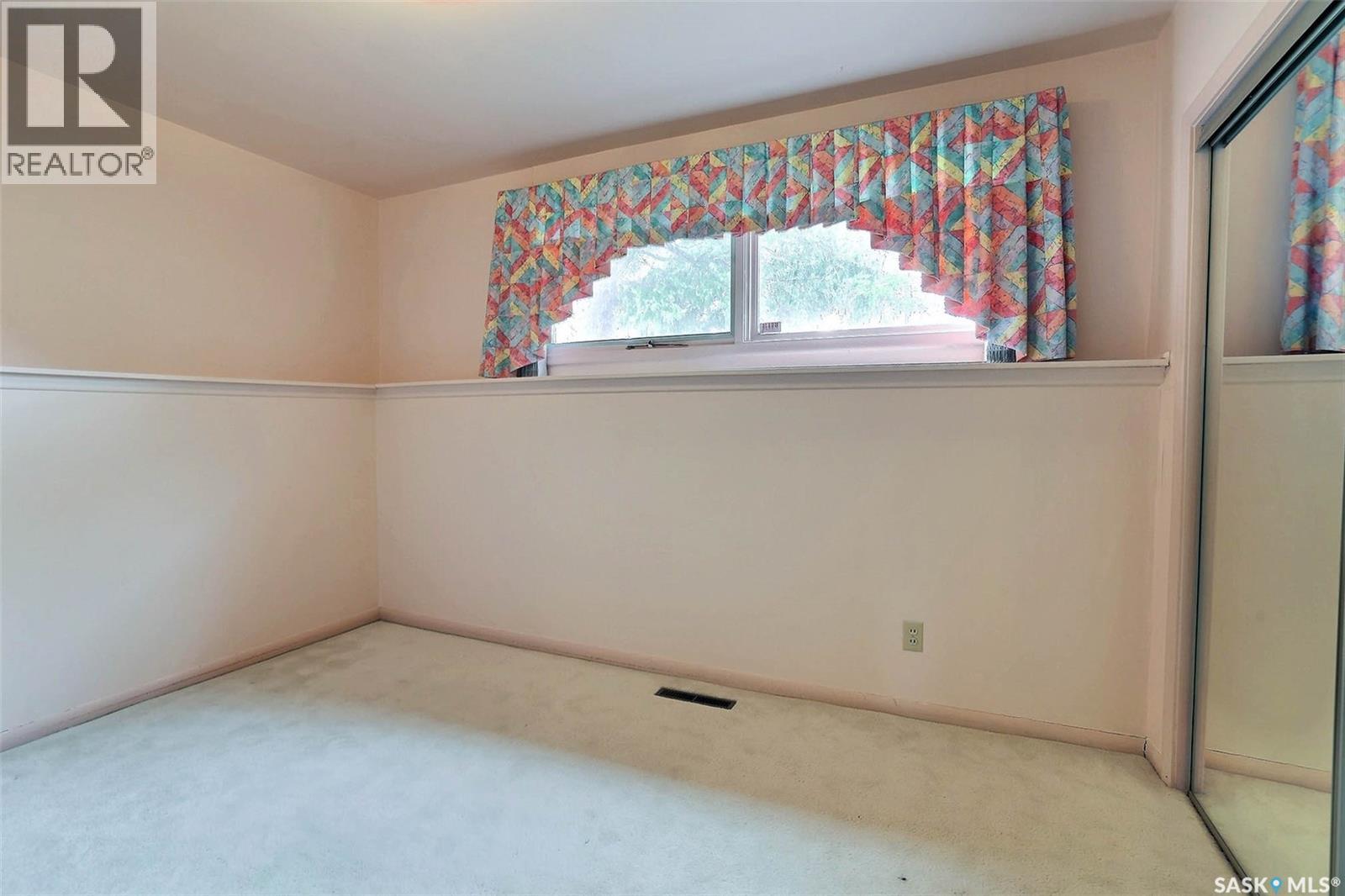 15 Academy Park ROAD - 24