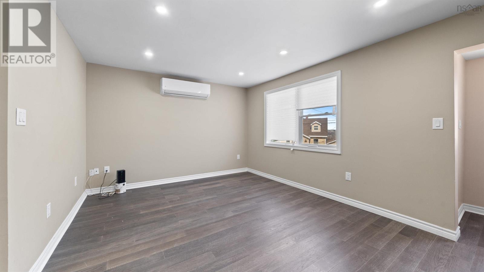 3658 Albert Street - 33