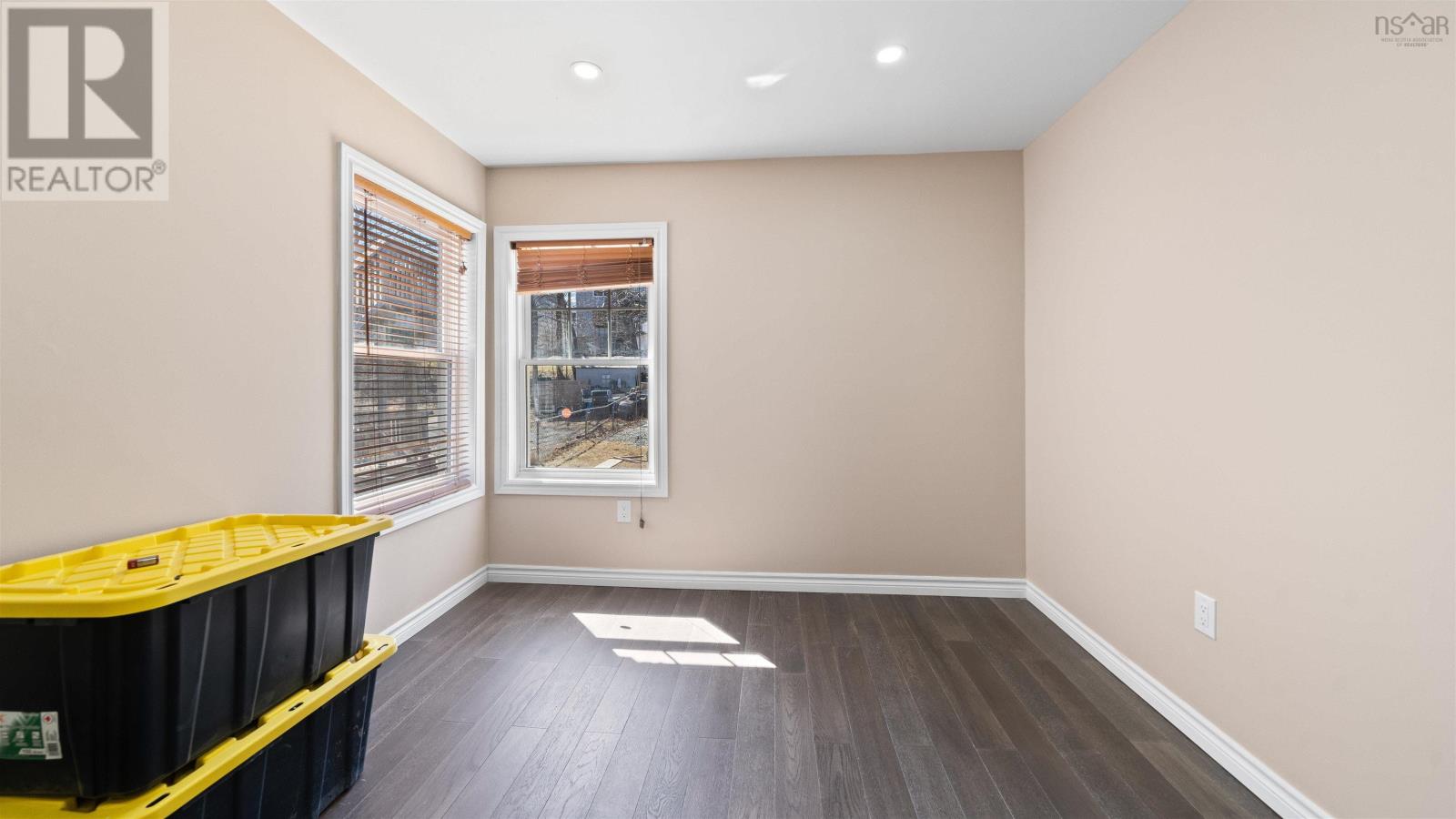 3658 Albert Street - 29