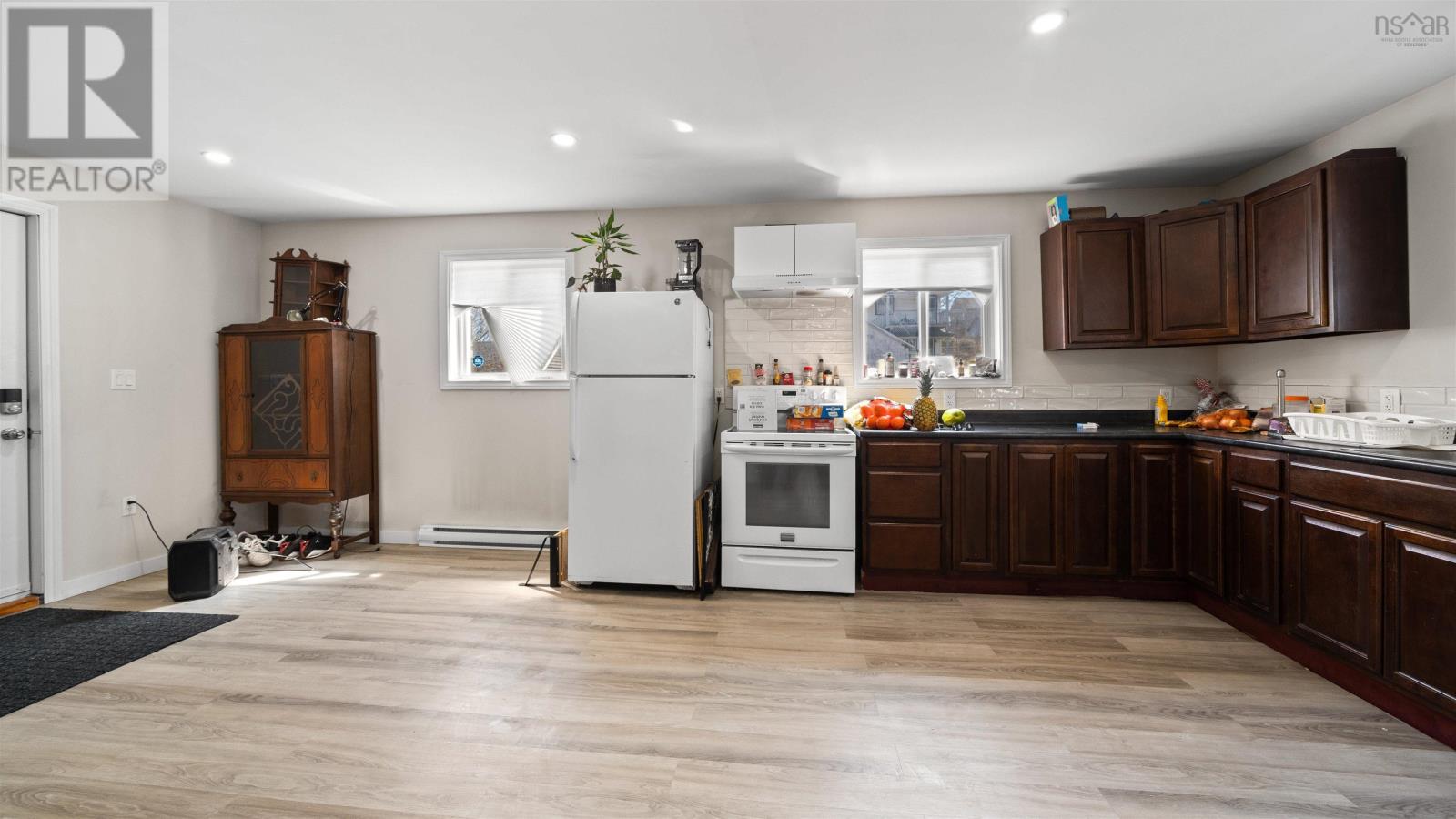 3658 Albert Street - 18