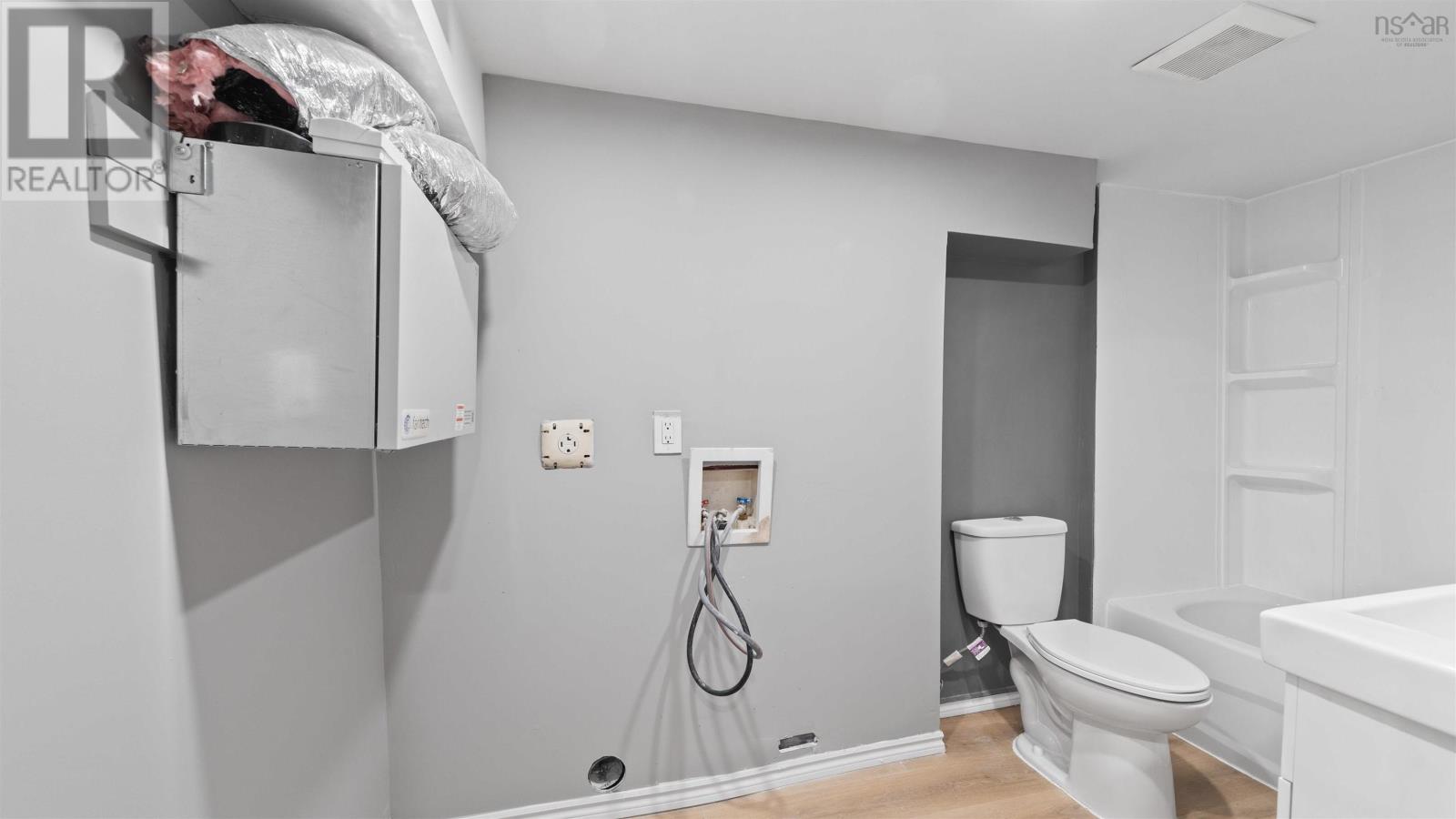 3658 Albert Street - 2