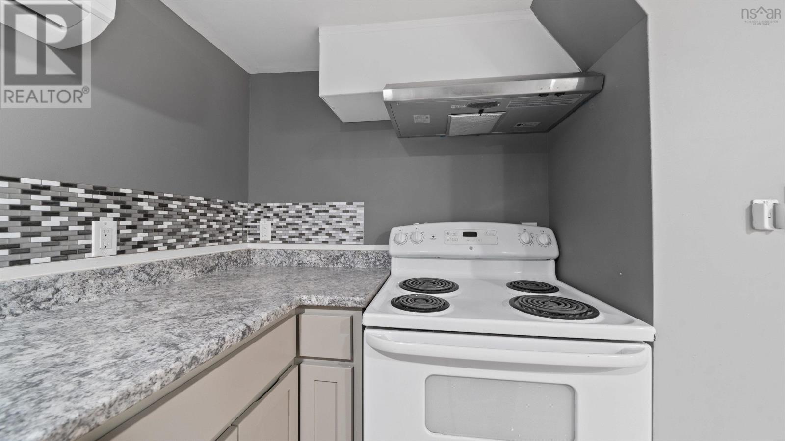 3658 Albert Street - 7