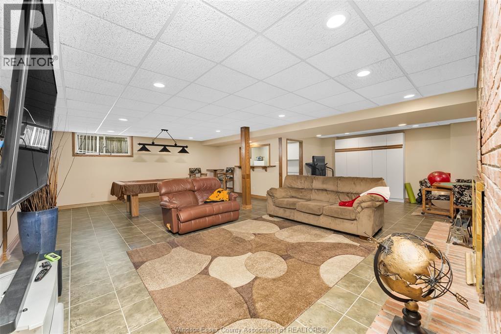 274 IRWIN, Essex, Ontario, N8M2T6 — Photo 8