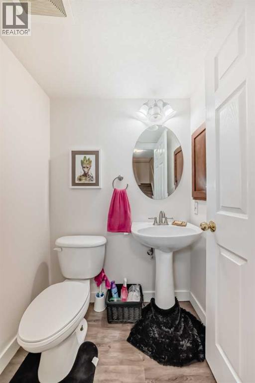 #103 2422 Erlton Street SW - 19