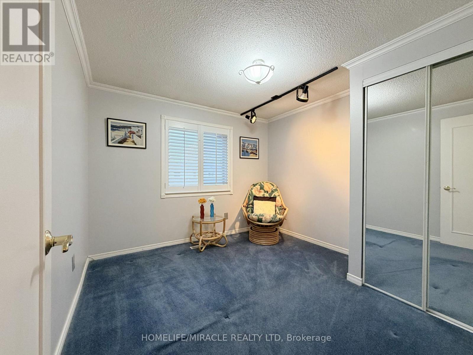 #56 50 BLACKWELL AVENUE - 18