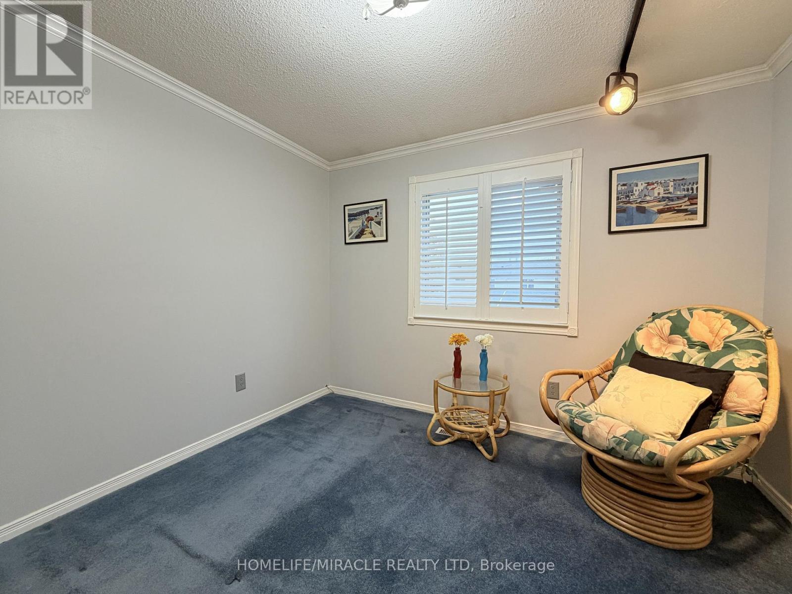 #56 50 BLACKWELL AVENUE - 19