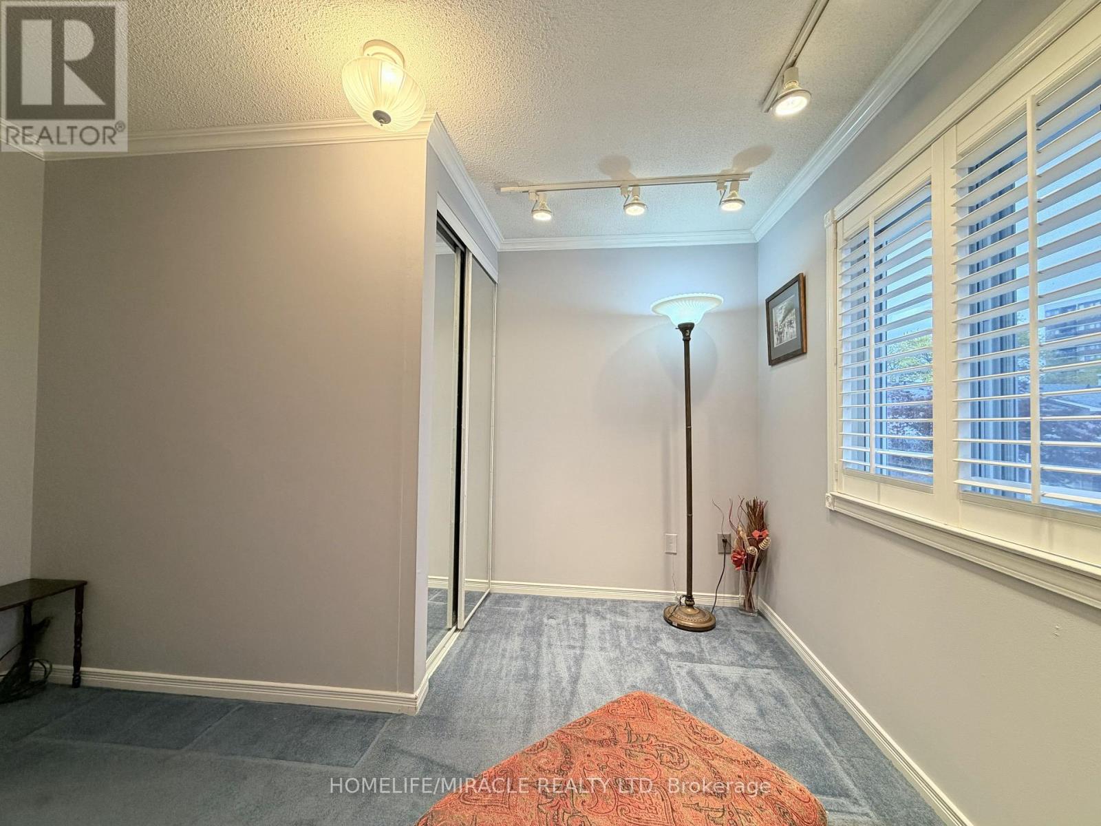 #56 50 BLACKWELL AVENUE - 21