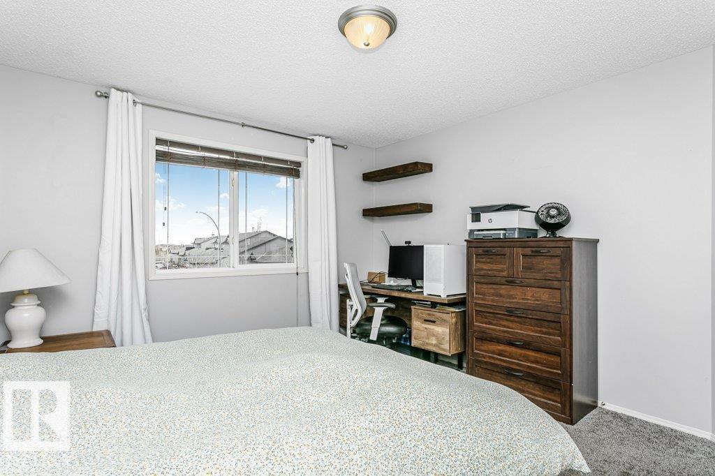 14023 156 AV NW, Edmonton