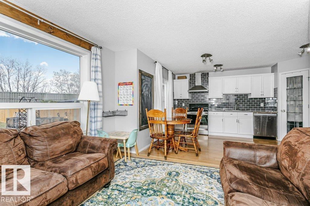 14023 156 AV NW, Edmonton