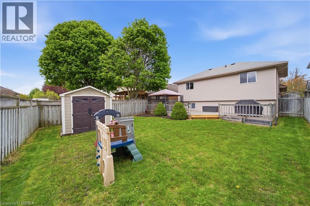 38 CARDINAL Drive, Woodstock, Ontario, N4T1S9 — Photo 11