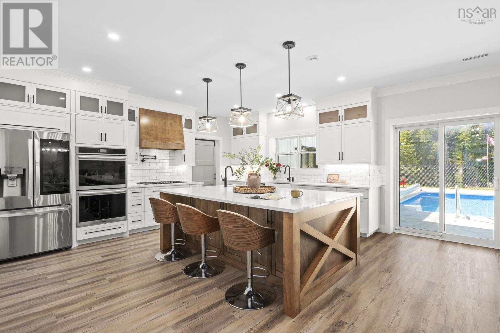 Property 28 of 49 of 92 Aralia Lane