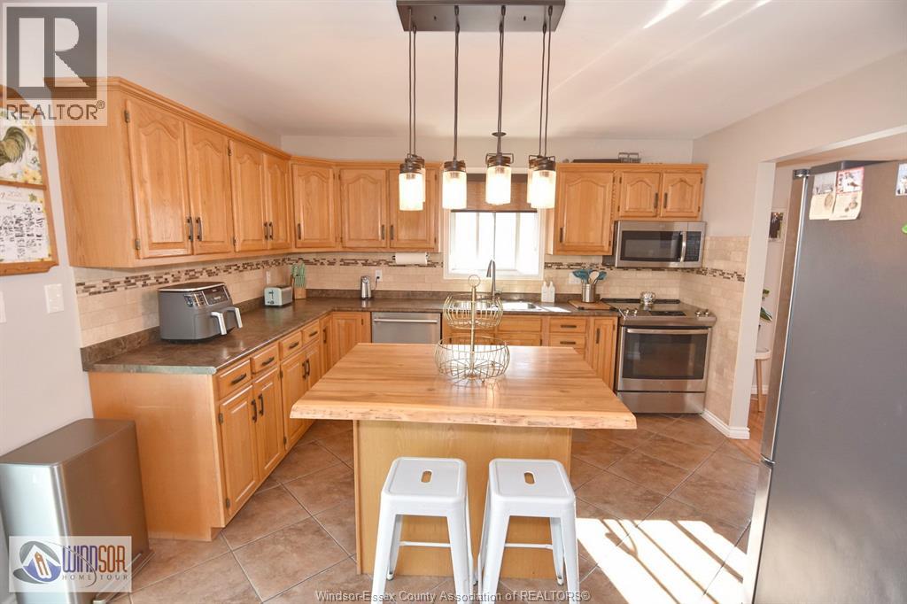 1630 MINTO, LaSalle, Ontario, N9J3H2 — Photo 4