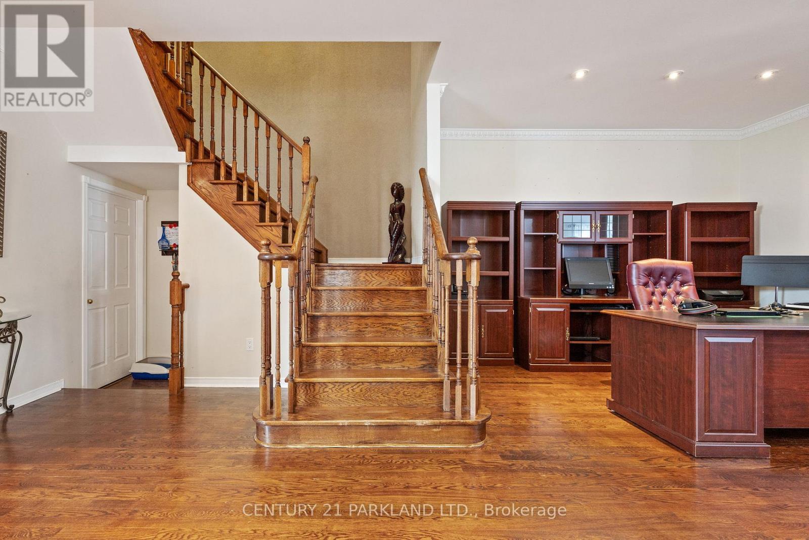 40 LADY FERN DRIVE - 11