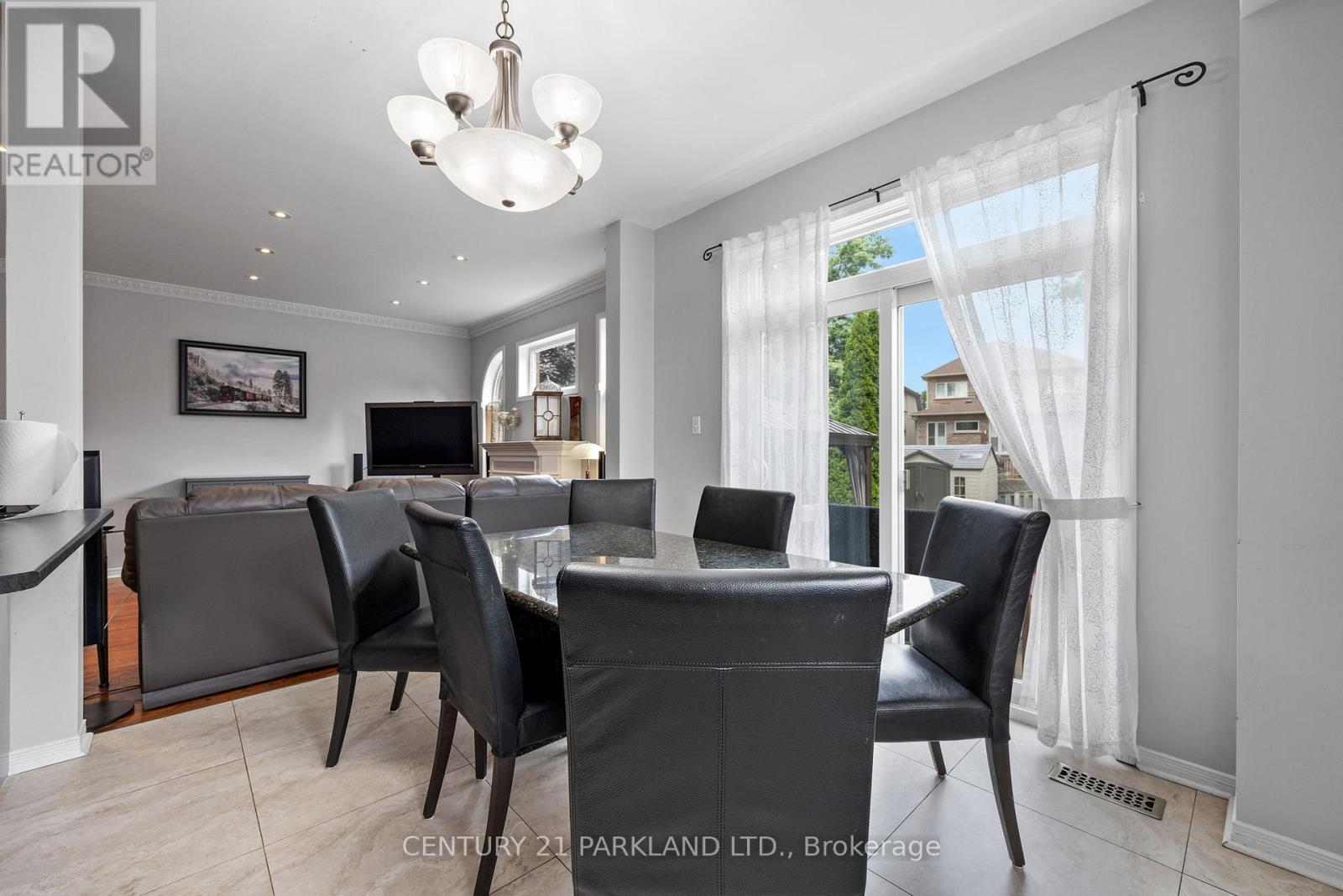 40 LADY FERN DRIVE - 15