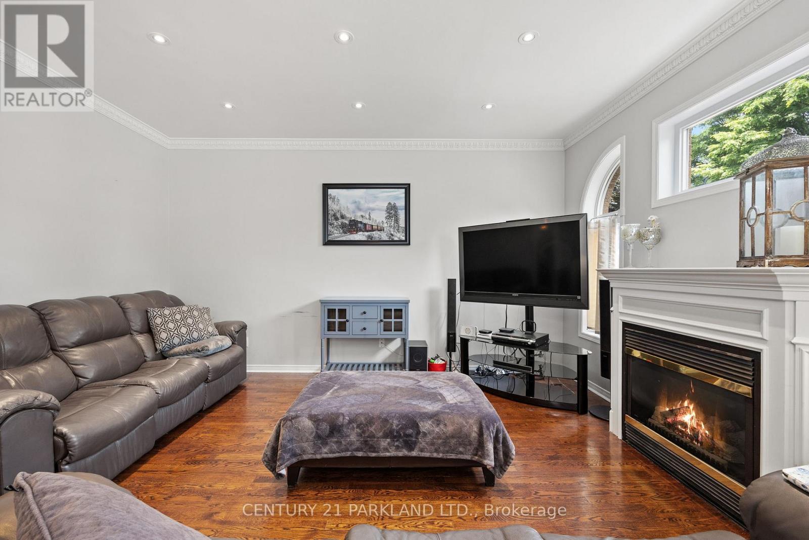 40 LADY FERN DRIVE - 18