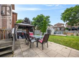 40 Lady Fern Drive, Markham, ON L3S4C2 Photo 28