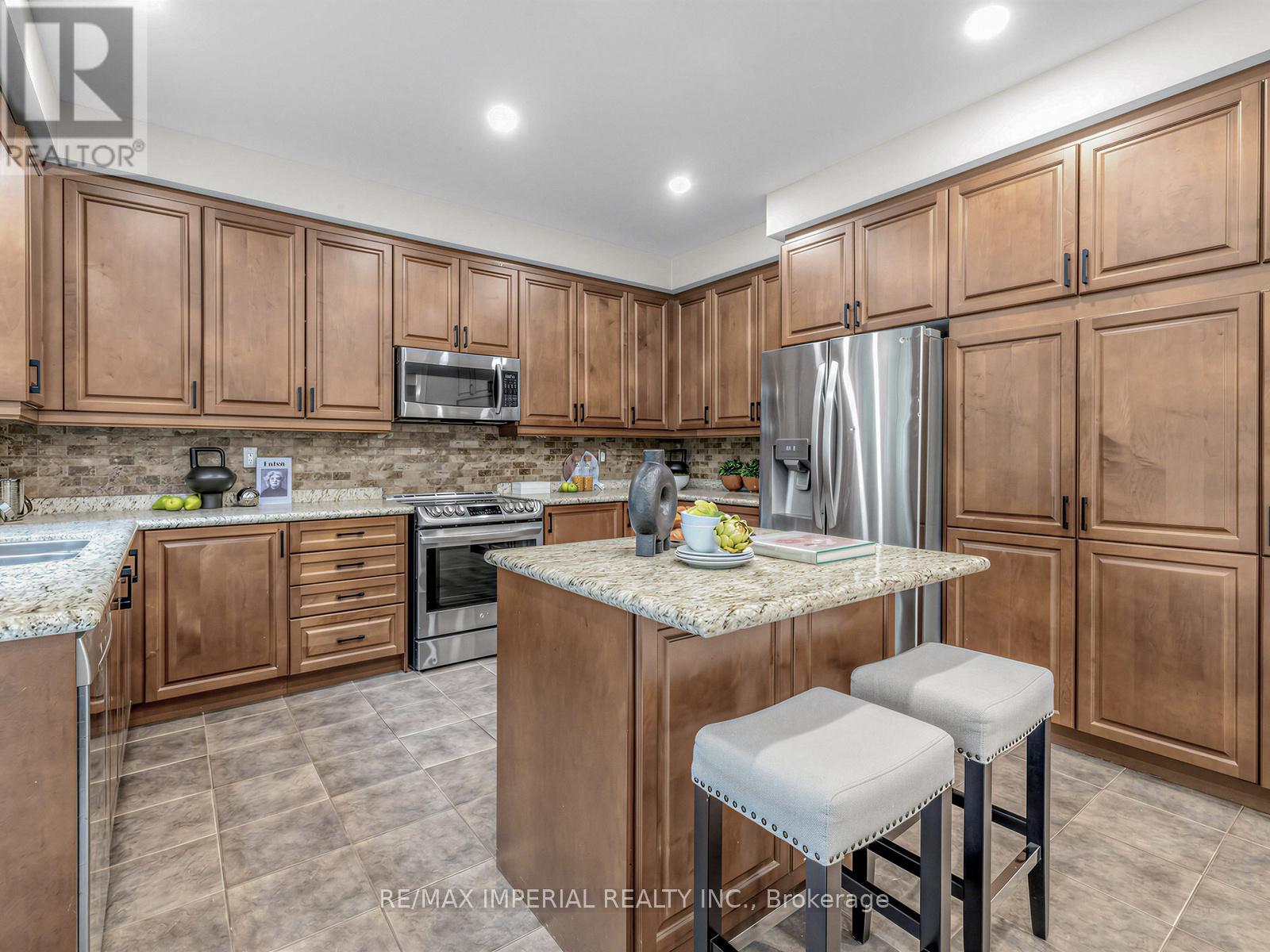 363 MARIA ANTONIA ROAD - 13