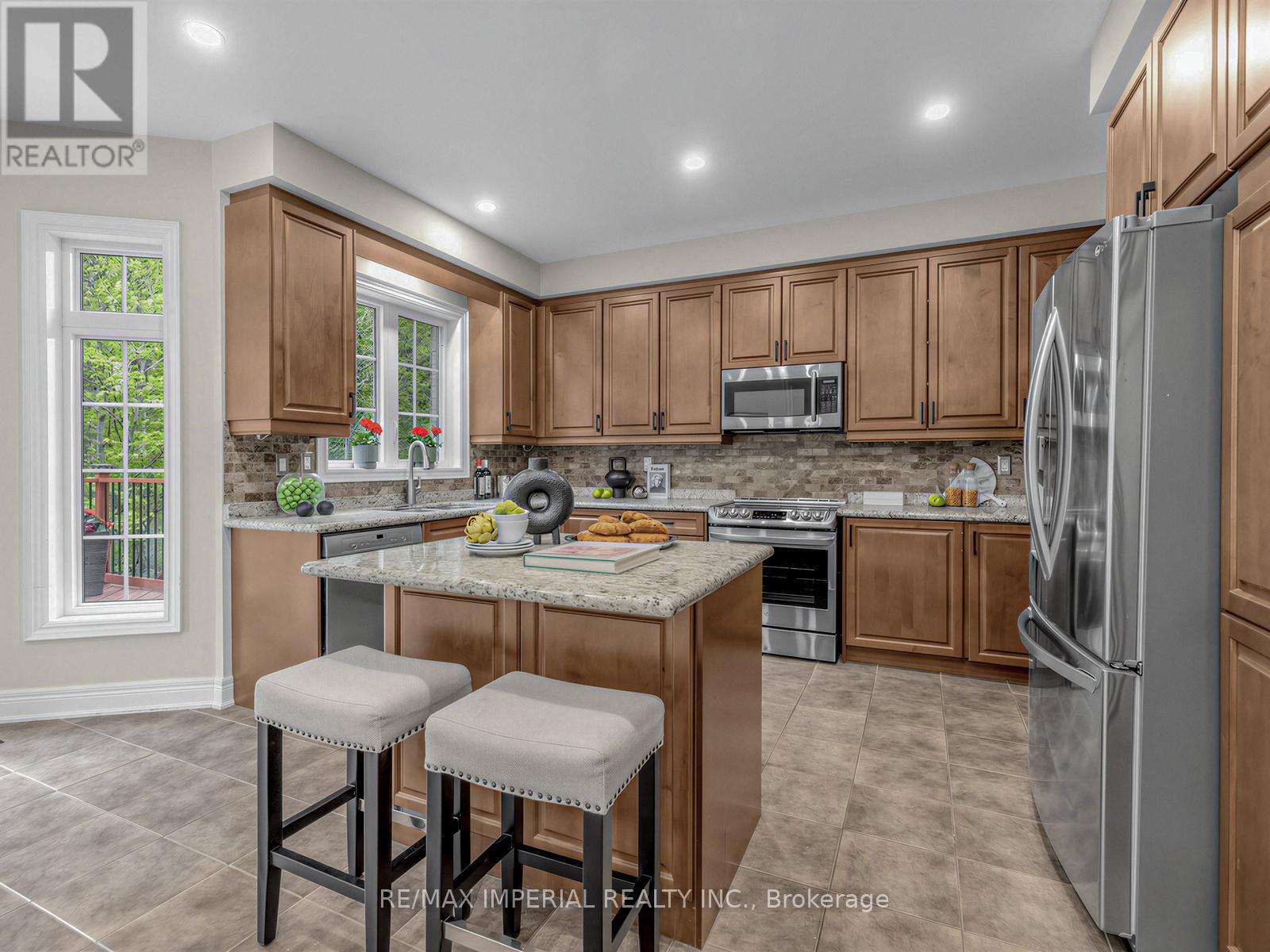 363 MARIA ANTONIA ROAD - 14