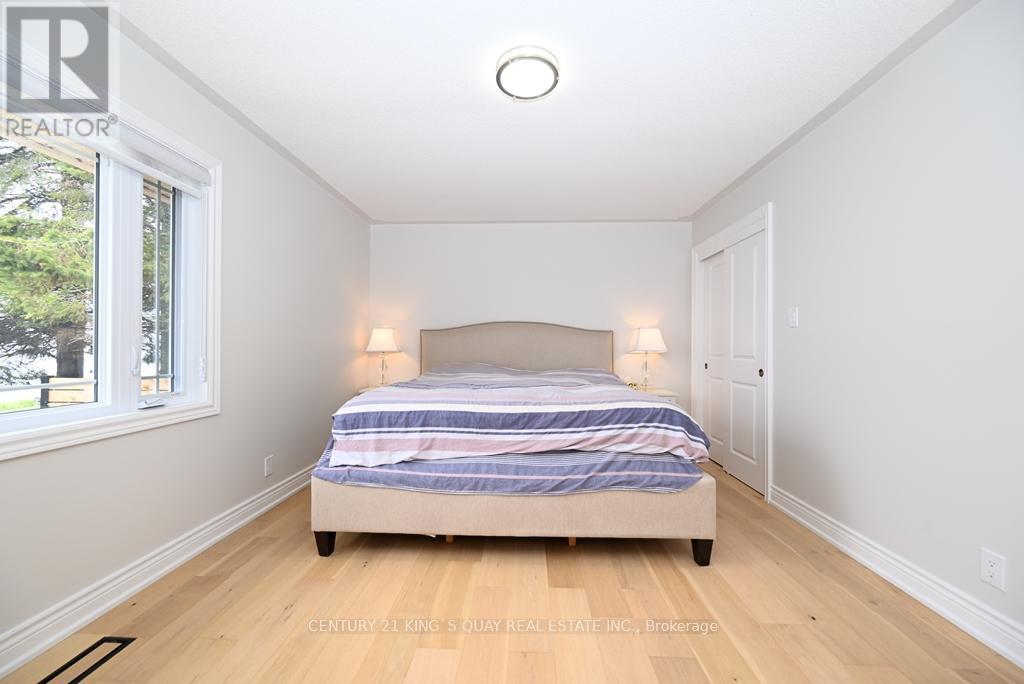 88 BAYSHORE DRIVE - 22
