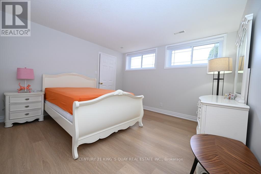 88 BAYSHORE DRIVE - 30