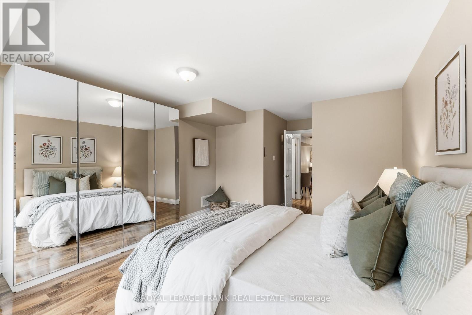 470 POPLAR AVENUE - 36