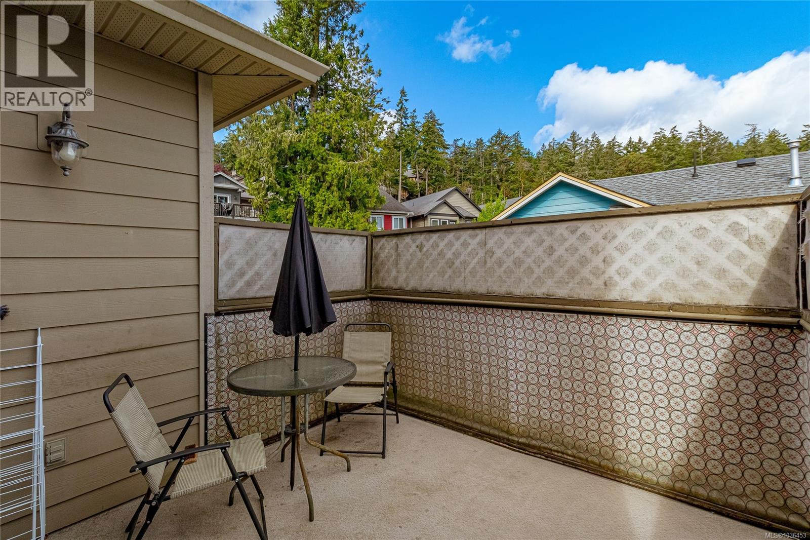 2104 Chilco Rd, View Royal