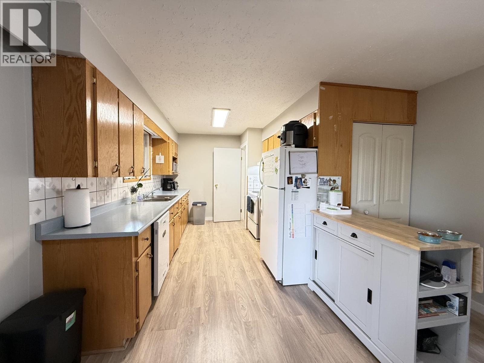 1055 N NINTH AVENUE - 3