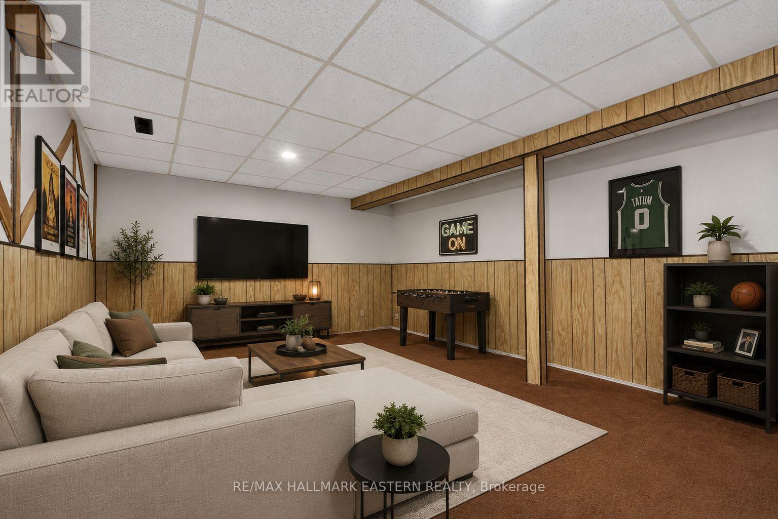 1121 NORMAN CRESCENT - 23