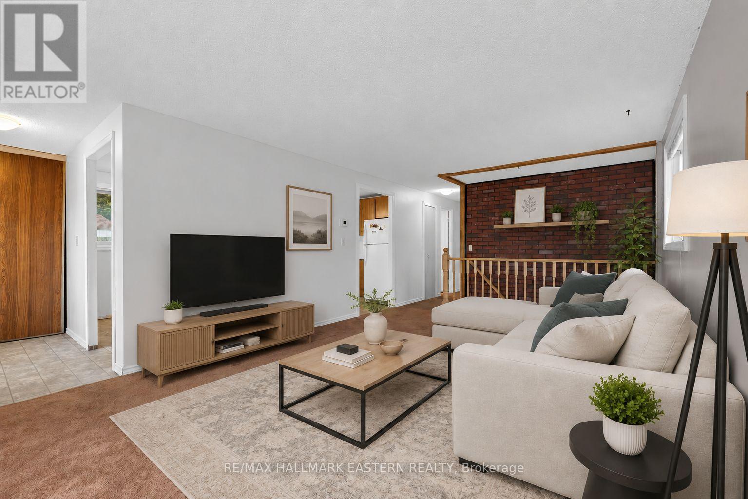 1121 NORMAN CRESCENT - 9