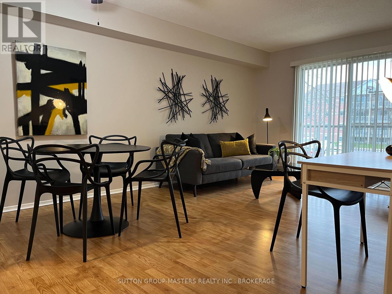 #208 310 KINGSDALE AVENUE - 4