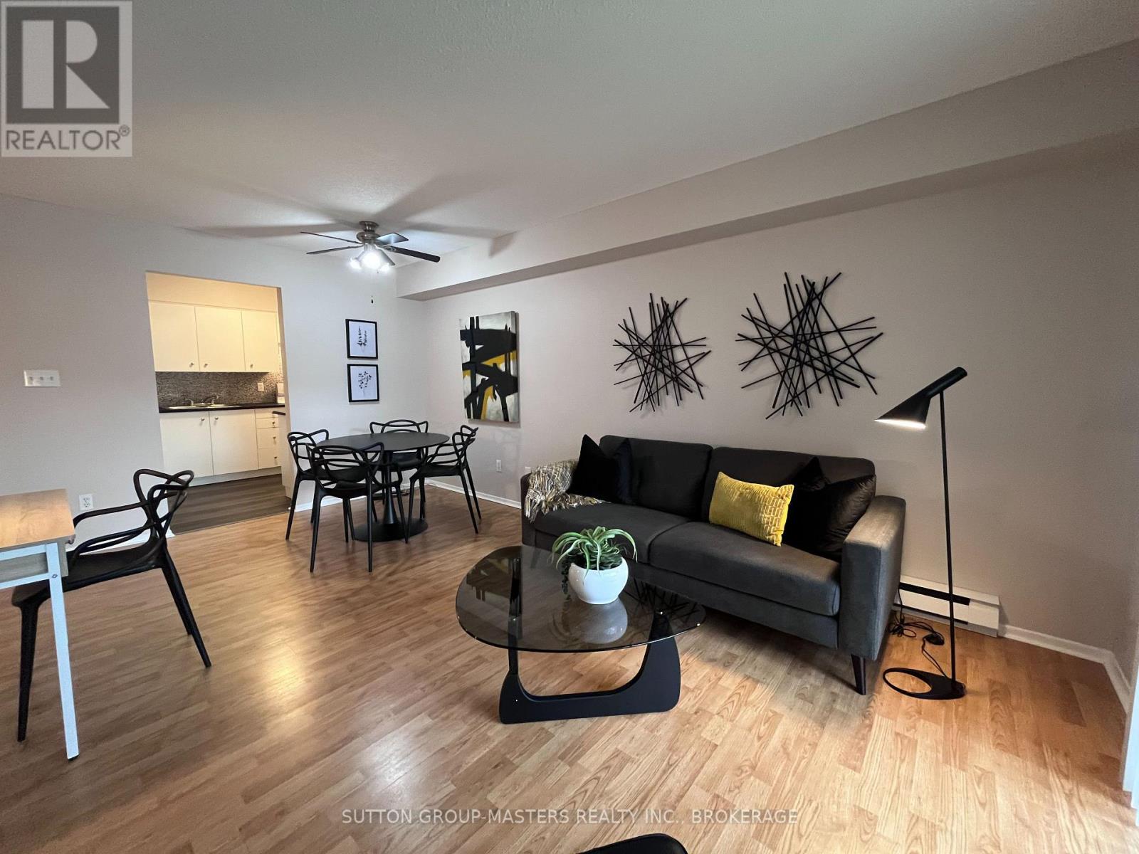 #208 310 KINGSDALE AVENUE - 8