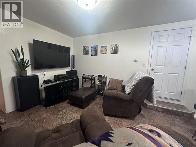 5228 42 STREET, Fort Nelson