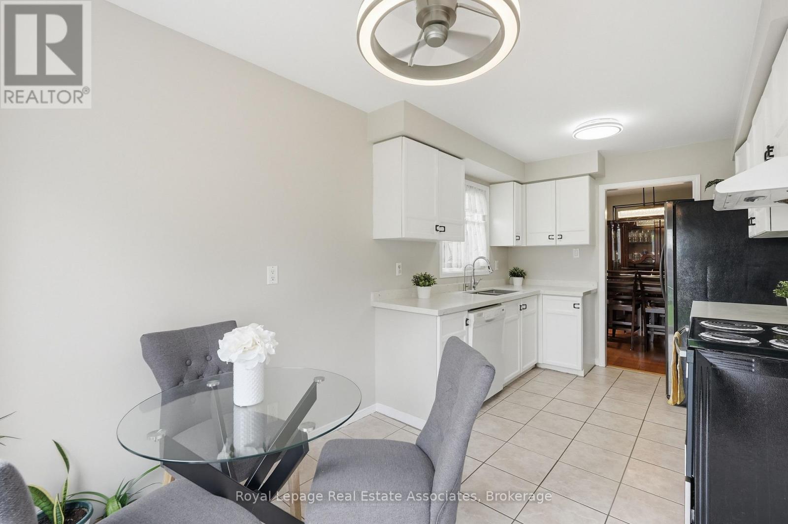 8 SPARROW COURT - 15