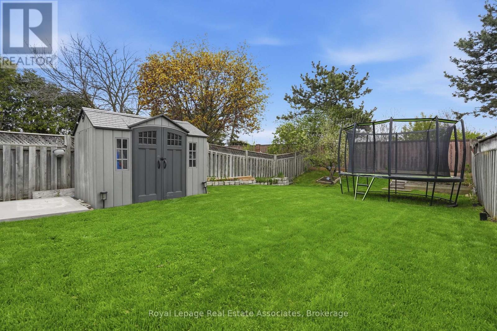 8 SPARROW COURT - 42