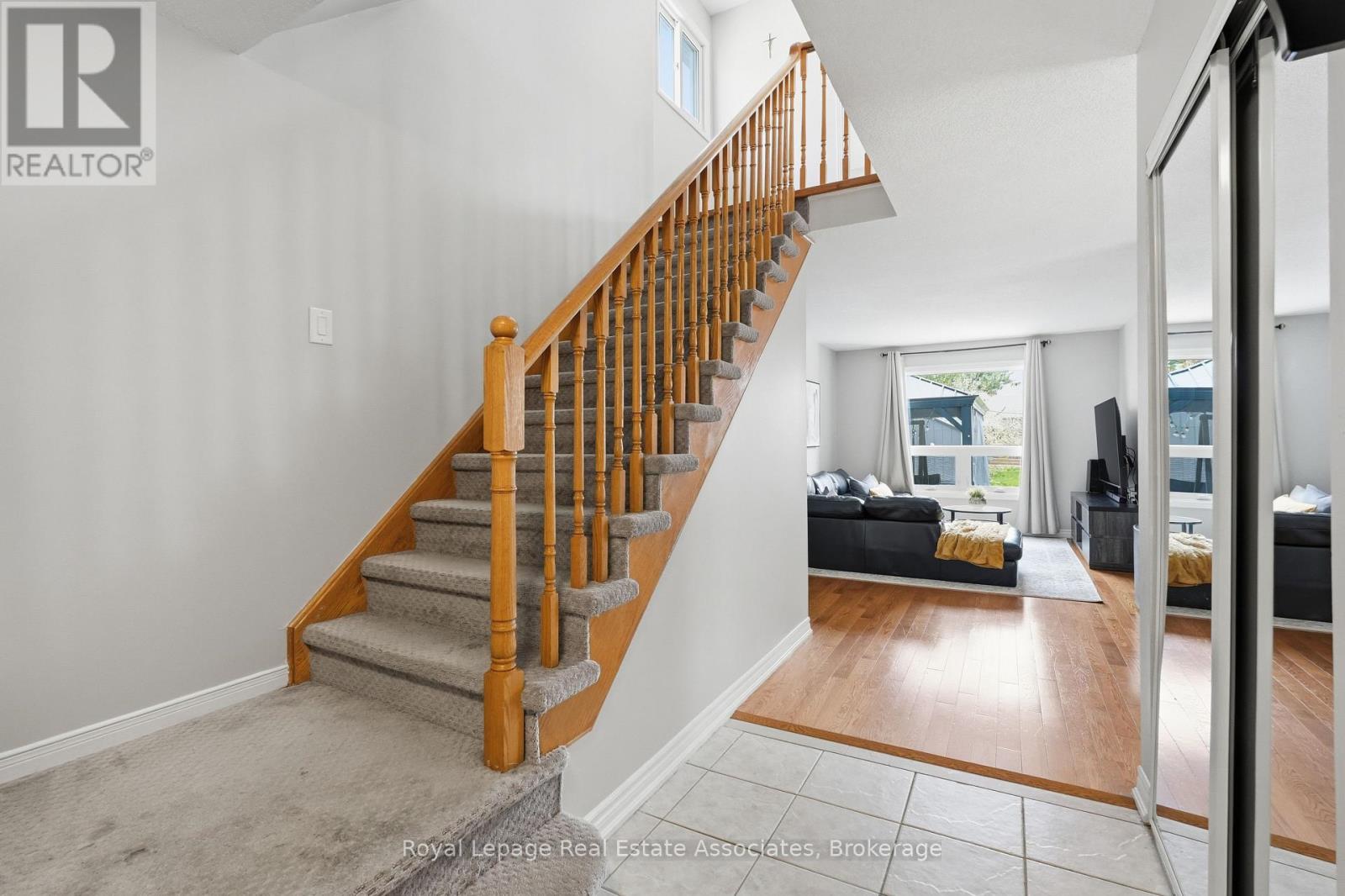 8 SPARROW COURT - 6