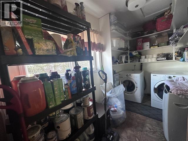 5228 42 STREET - 25