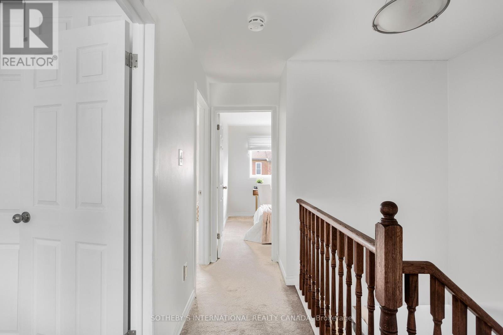 #62 2825 GANANOQUE DRIVE - 22