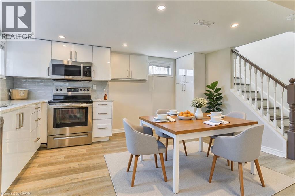 38 DUNKIRK Drive Unit# B, Hamilton, Ontario, L8K4X1 — Photo 3