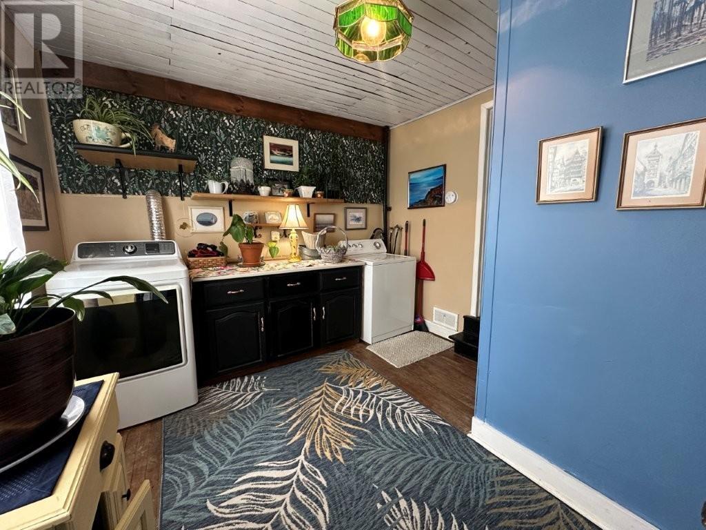 19 White Boulevard - 27