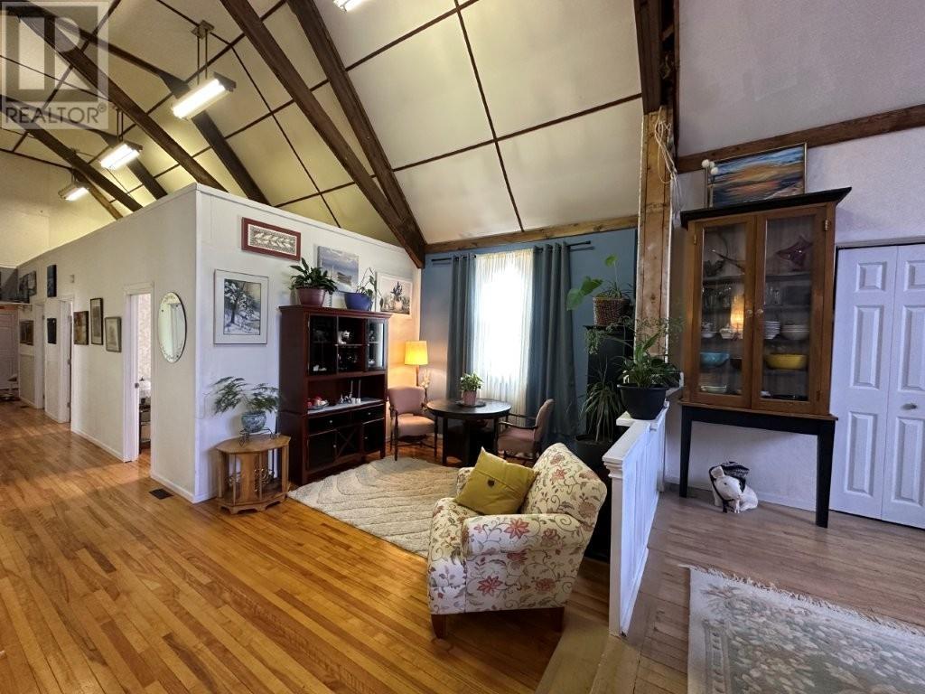 19 White Boulevard - 15