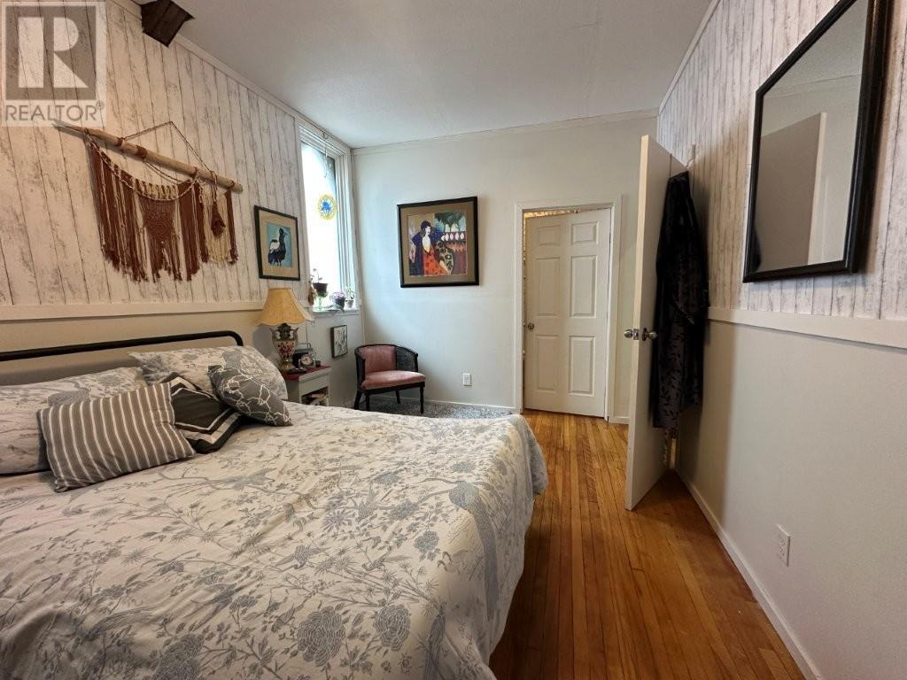 19 White Boulevard - 19