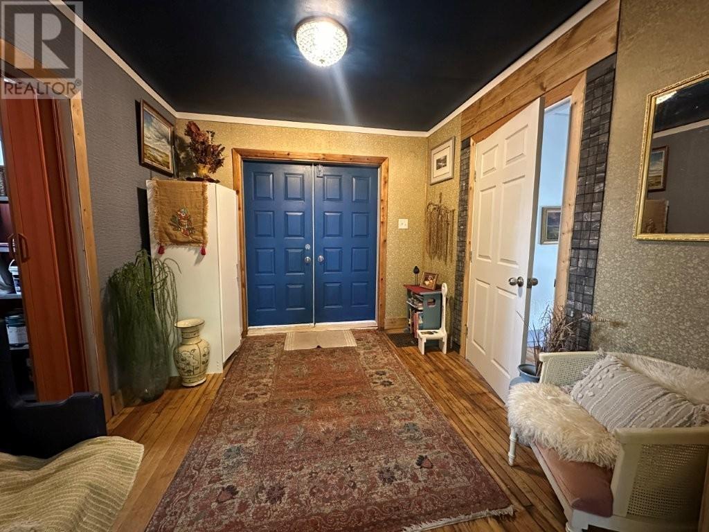 19 White Boulevard - 6